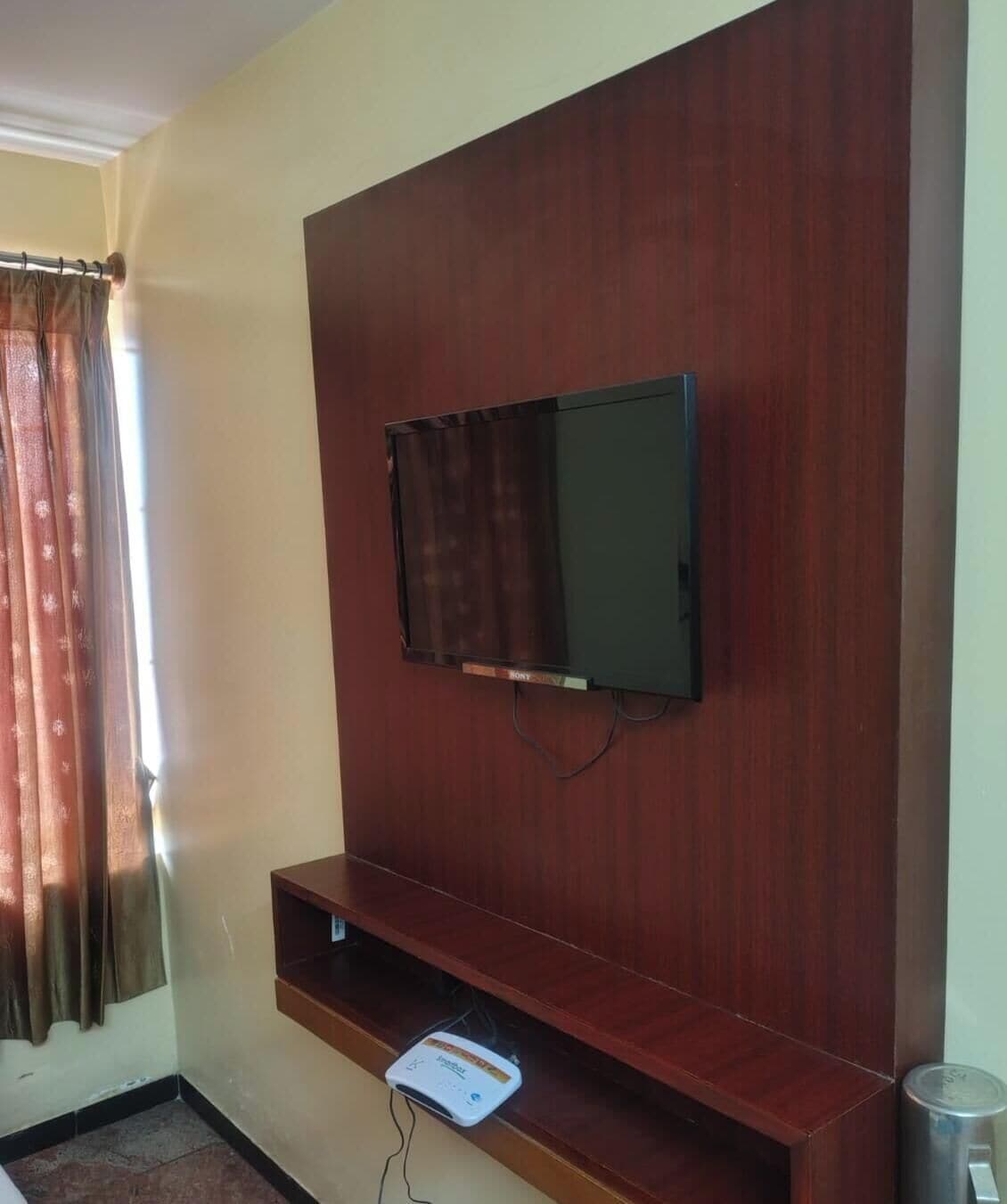 Deluxe Double Room | Free WiFi, bed sheets