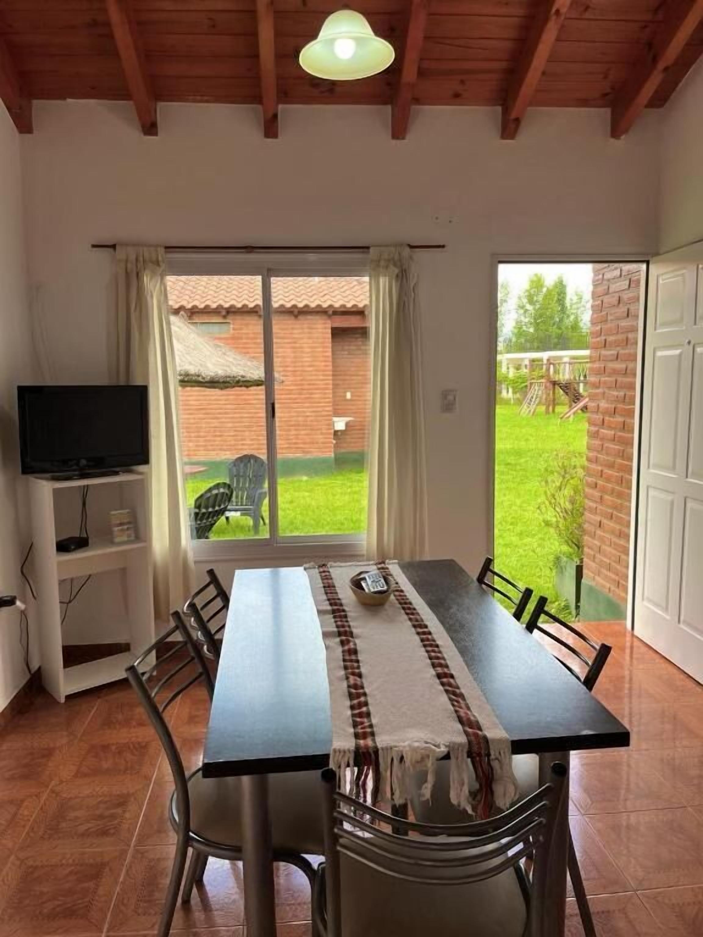 Basic House, Park View | Dining