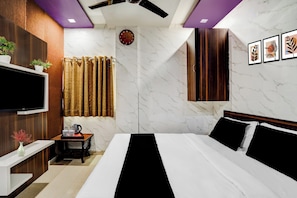 Deluxe Room | Free WiFi - Collection O Isanpur BRTS Hotel Navjivan (Ahmedabad)