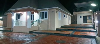 FEYINTOLA SHORTLET APARTMENT