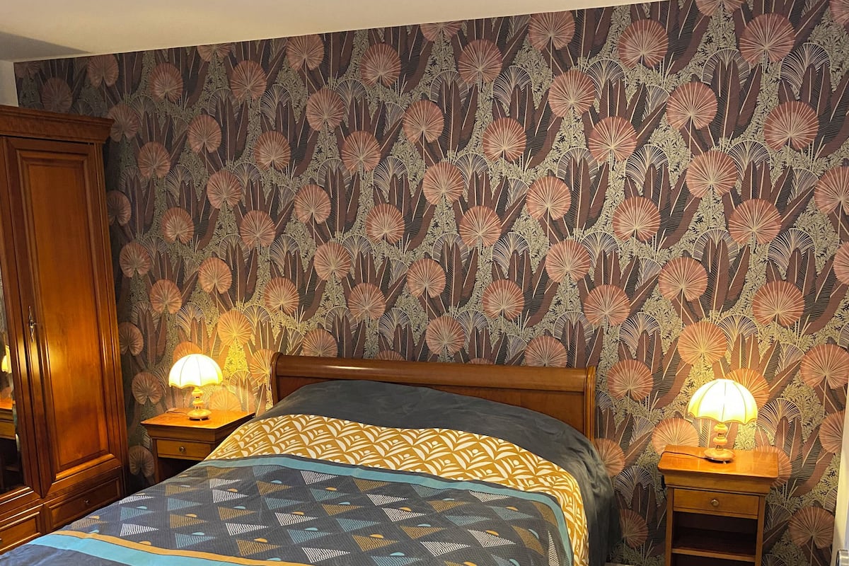 Deluxe-Apartment, Flussblick | Verdunkelungsvorhänge, schallisolierte Zimmer, Bügeleisen/Bügelbrett
