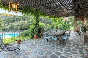 Outdoor dining - Finca Muelas Toledo (CM)