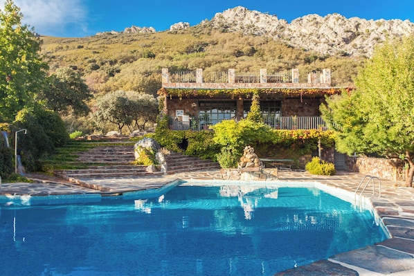 Comfort Room, Garden View | Pool - Finca Muelas Toledo (CM)