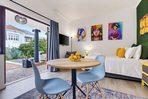 Dining - Sea Point Studio Retreat, Book Now! (Cape Town)