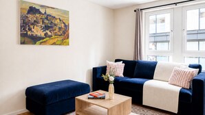 City-Apartment, 2 Schlafzimmer, Nichtraucher | Wohnbereich