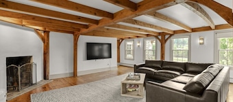 Willow Pond Manor | Private Mansion on 26 Acres