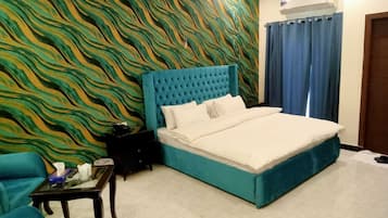 Deluxe Double Room | Blackout curtains, free WiFi