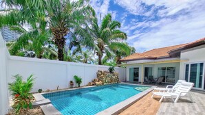 Unclassified image, 4 of 64, button - Beachside 4BR Private Pool Villa  (Muang Pattaya)