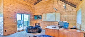 Luxe Prescott Natl Forest Home w/ Huge Deck