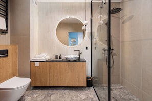 Apartment (18) | Badezimmer | Dusche, Haartrockner, Handtücher