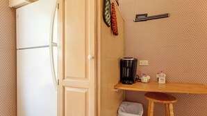 Apartment (1 Bedroom) | Interior - 2 Mi to Downtown Pueblo: Condo w/ Mountain Views (Pueblo)