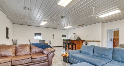 Montrose Studio Getaway w/ Covered Patio