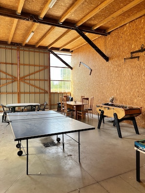 Game room - Chambre Printemps – Breakfast Included, Game Room – Bossendorf (Bossendorf)