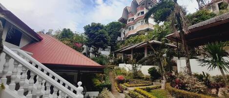 Apartment, 1 Bedroom, Smoking, Patio | Garden