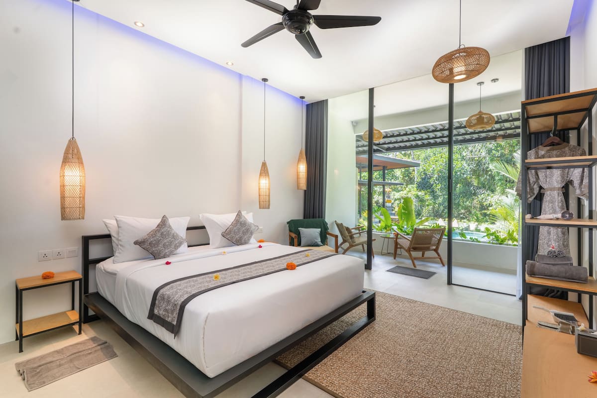 Superior Room | Blackout drapes, iron/ironing board (on request), WiFi (free)