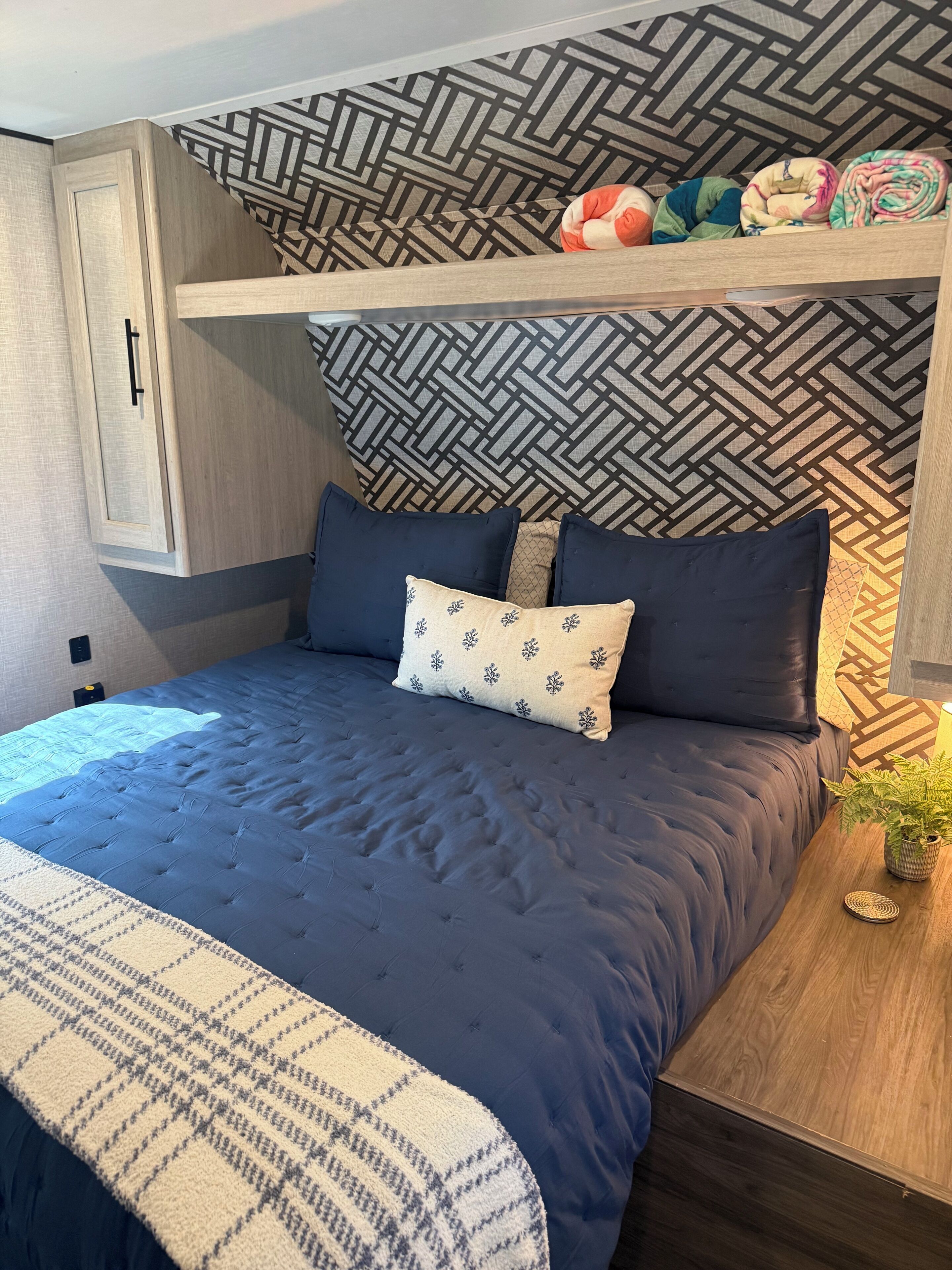2 bedrooms, WiFi (free), bed sheets