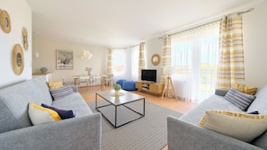 Apartment, Balkon | Wohnbereich