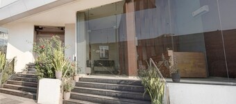 Super Deluxe Twin Room Hotel Navjivan