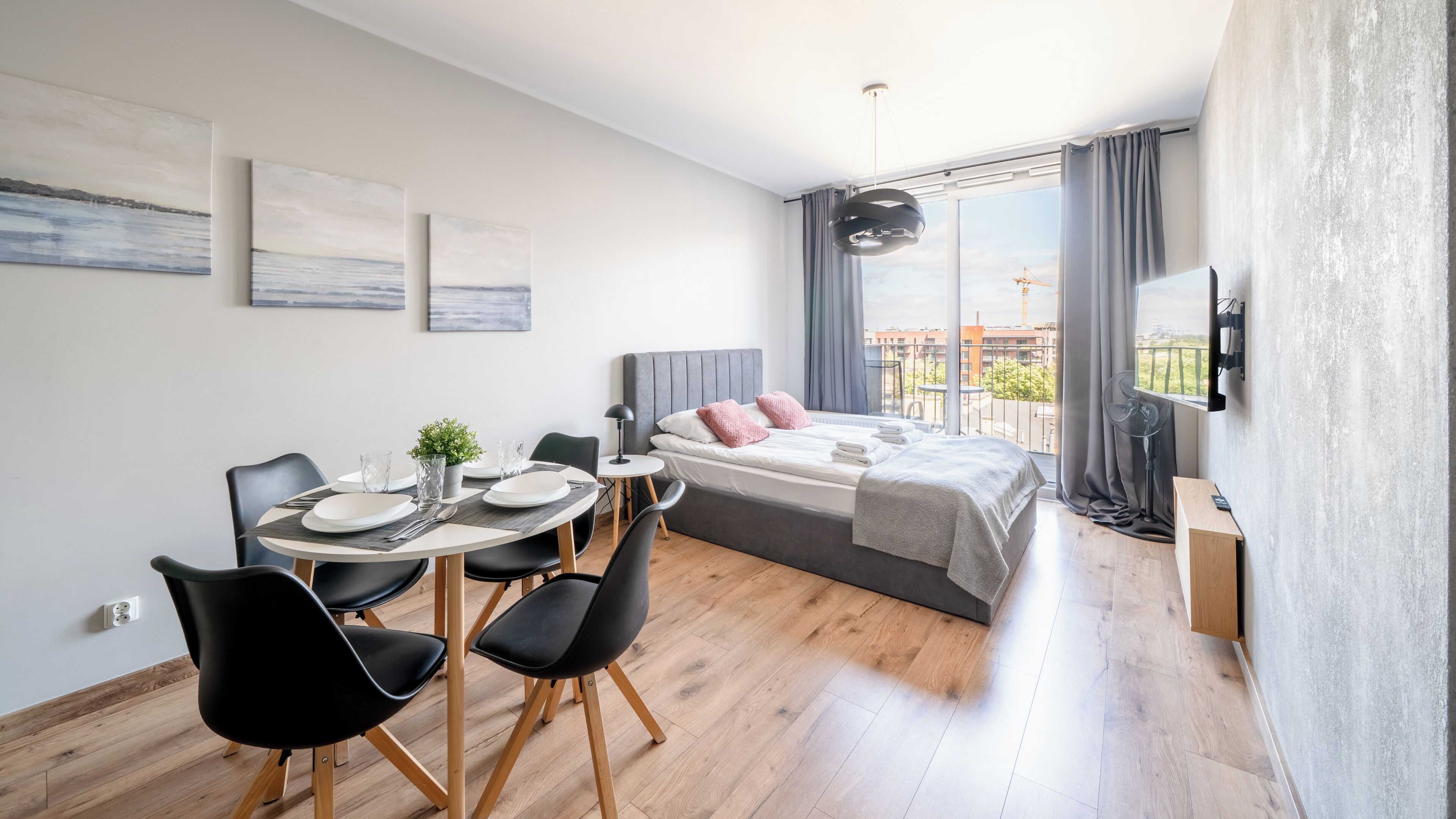 Studio Suite, balkon | Setrika/meja setrika dan Wi-Fi gratis