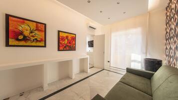 Suite, Balkon | Wohnbereich