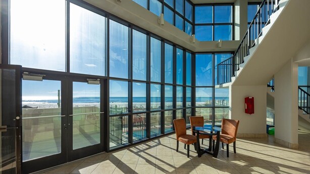 Condo, 3 phòng ngủ | Nội thất