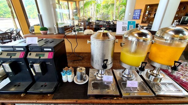 Ảnh chưa phân loại, 1 trong số 82 ảnh, nút