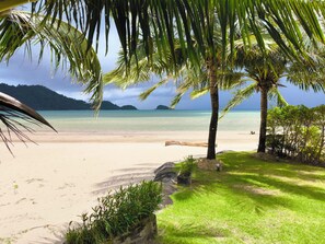 Beach - 1 Bedroom Beach Villa Apartment (Ko Chang)