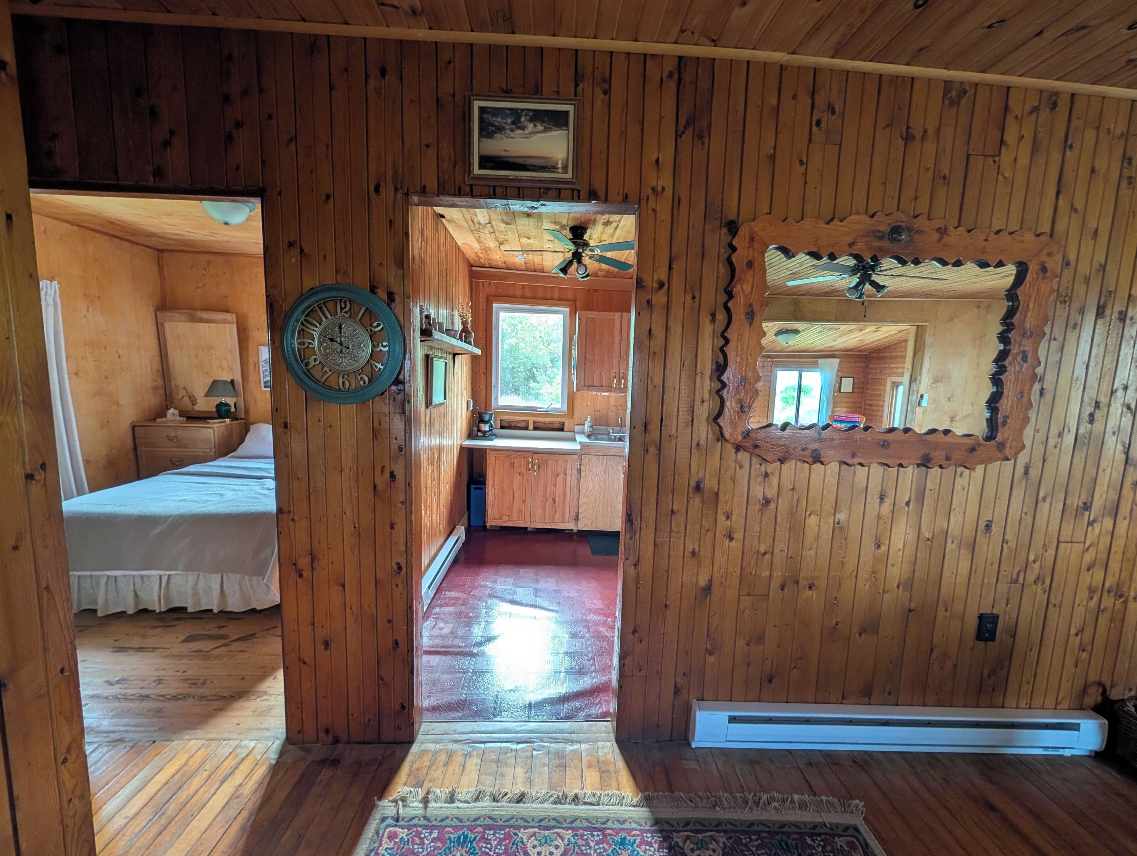 3 bedrooms, WiFi (free), bed sheets