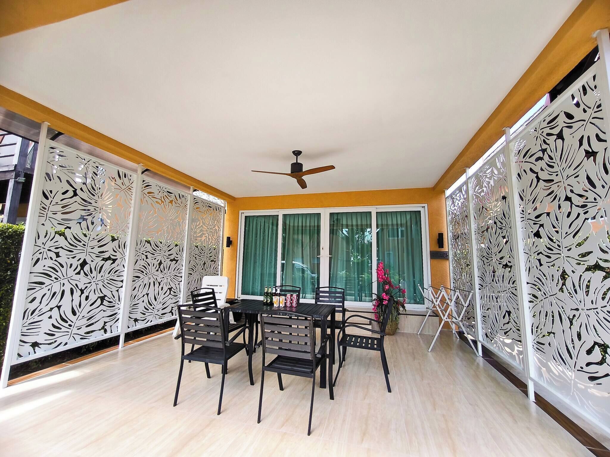 Villa, 4 Bedrooms, Smoking, Patio | Dining room