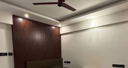 Luxury Fully Furnished 2BHK -City Center -Near Airport & Hospitals