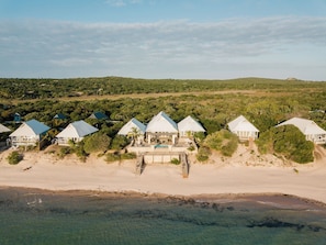 Villa Vista | Exterior - Azura Marlin Beach (Benguerra Island)
