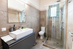 Bathroom - Villa Ares - Three Bedroom Villa, Sleeps 6 (Paxi)