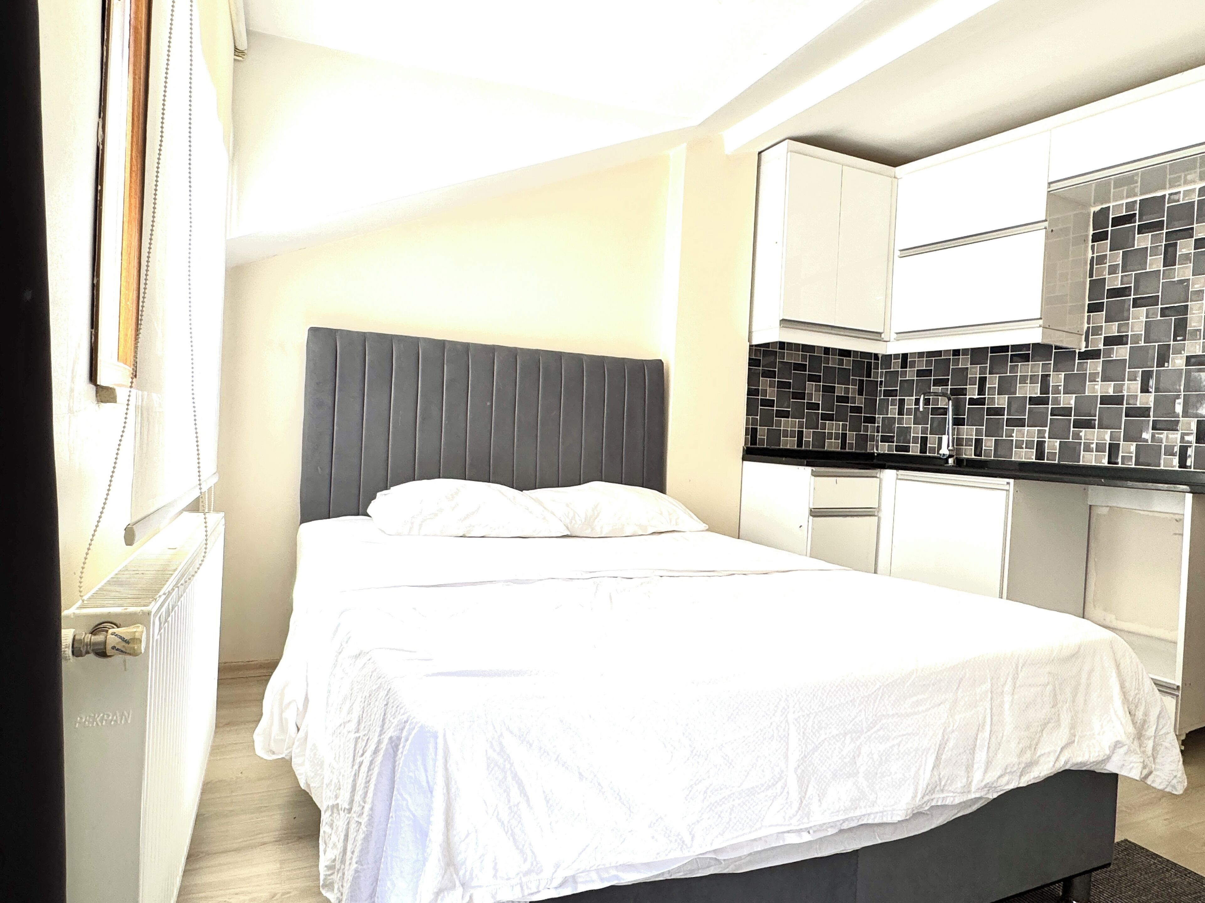 Chambre Luxe avec lits jumeaux, balcon, vue ville | Wi-Fi gratuit