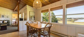 Seawood Cottage on the Shore