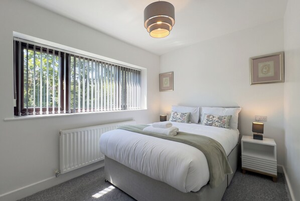 Room - Harborne 3 bed Home near Hospital & University (Birmingham)
