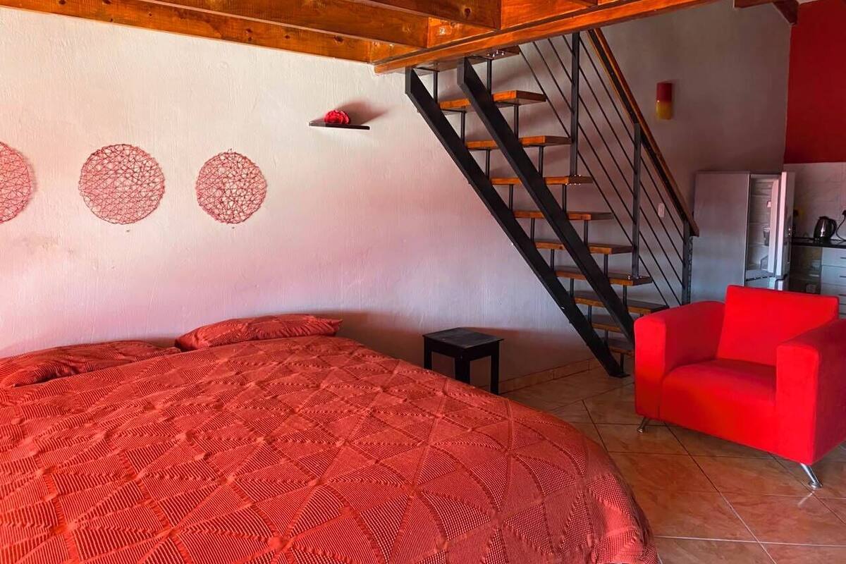 Deluxe Room | Laptop workspace, WiFi (free)