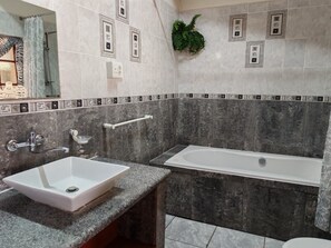 Family Room, River View | Bathroom | Combined shower/tub, toilet paper - Eden manor (FS)