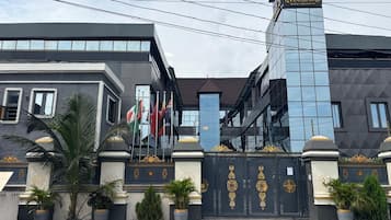Bahagian luar
