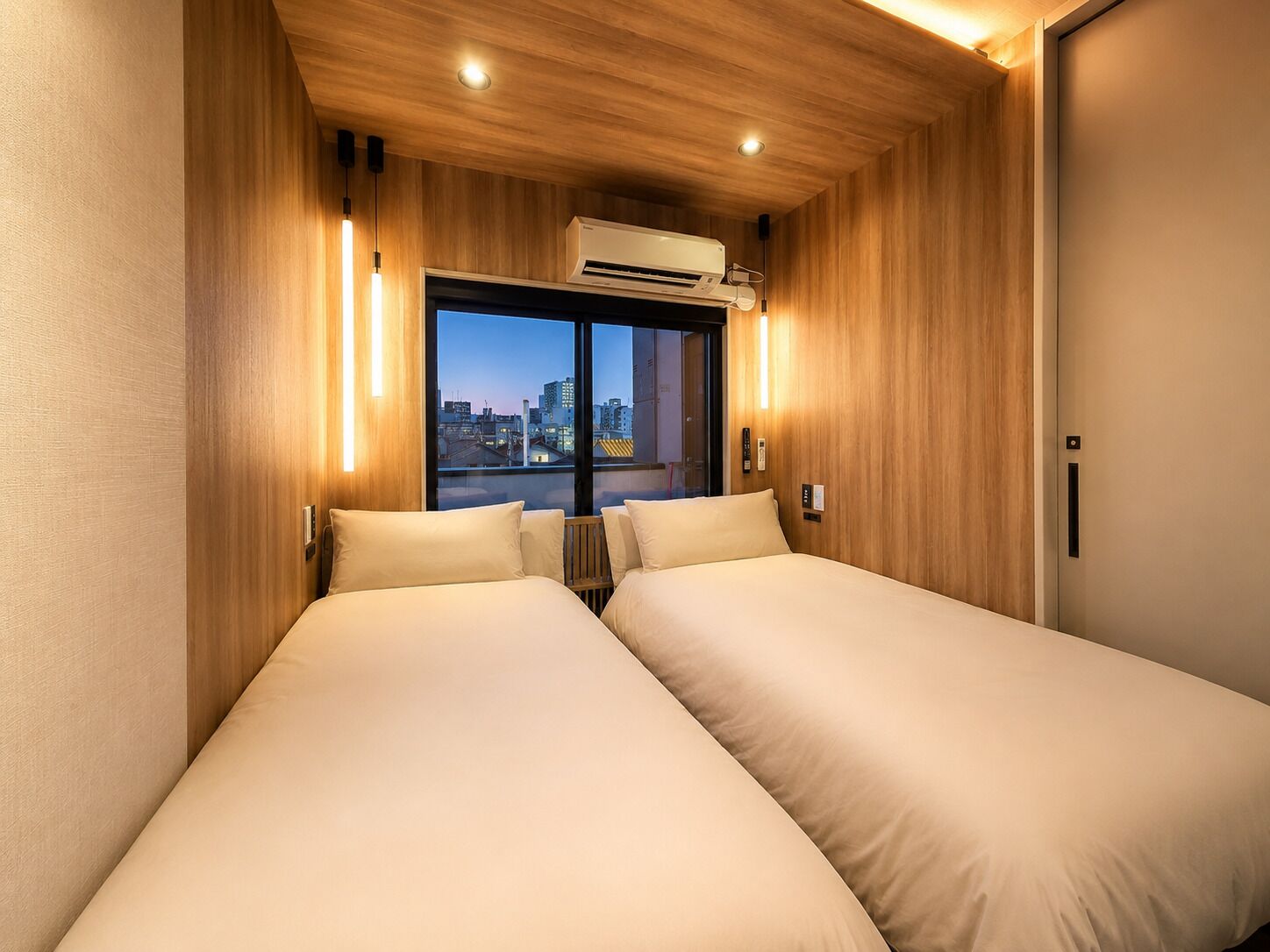 3 bedrooms, desk, iron/ironing board, WiFi
