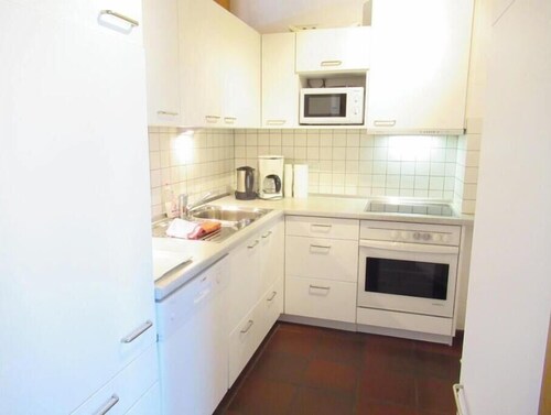 House 1 on Polderweg – Cozy accommodations with room for 6 guests