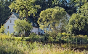 Exterior - Dom Sokolik – A Natural Paradise with Mountain Views, Family- and Dog-Friendly (Janowice Wielkie)