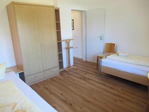 Haus 4 am Polderweg – Gemütliche Ferienunterkunft mit Platz für 5 Gäste
