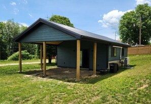 Exterior - Shadowview - Hilltop Views Near Trails in Groundhog Country (Punxsutawney)