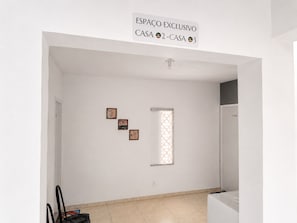 Classic-Doppel- oder -Zweibettzimmer, Balkon, Stadtblick | Innenbereich