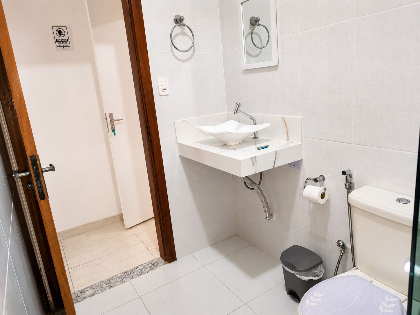 Classic Double or Twin Room, Balcony, City View | Bathroom
