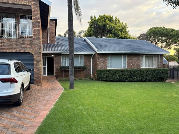 Exterior - Room-schaapkraal Guestroom (Pretoria)