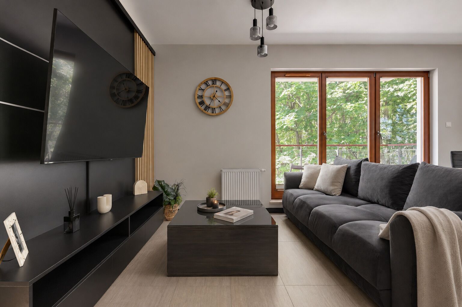 Deluxe-Apartment, Balkon | Wohnbereich