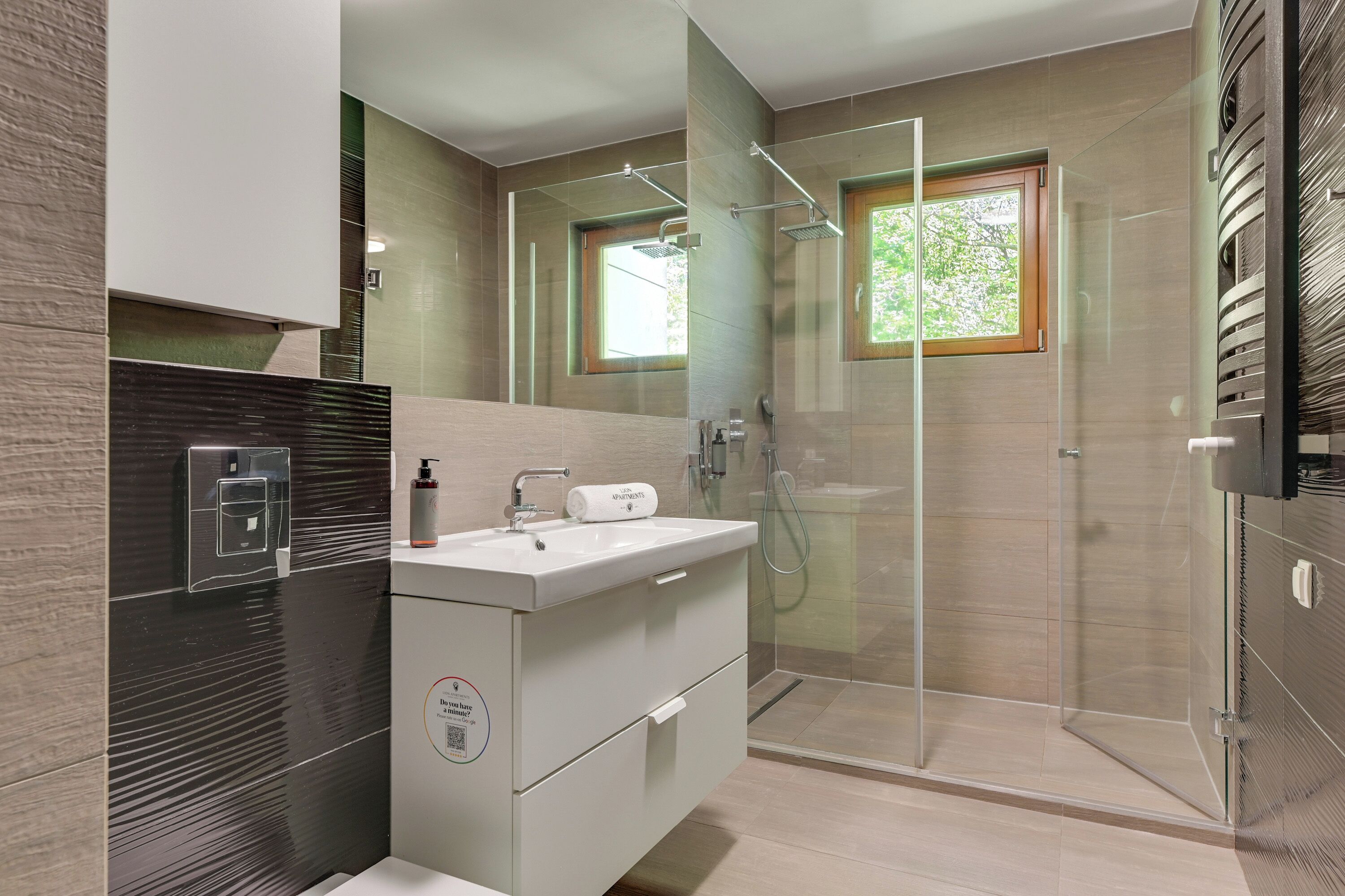 Deluxe-Apartment, Balkon | Badezimmer