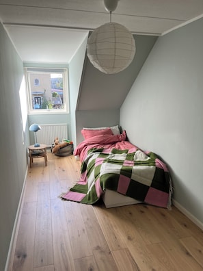 Room - Familyhouse near lake, Forrest and Gothenburg (Sävedale)