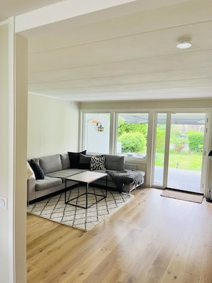 Living area - Familyhouse near lake, Forrest and Gothenburg (Sävedale)